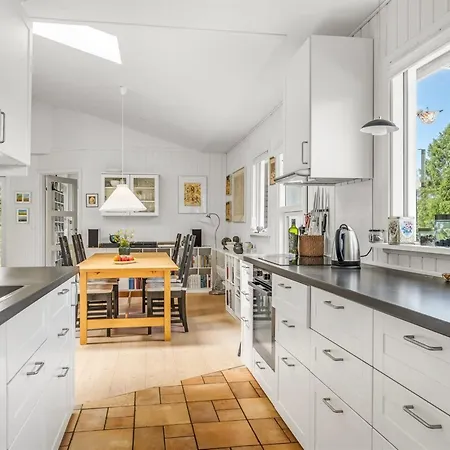 Helmer - 5km From The Sea By Interhome